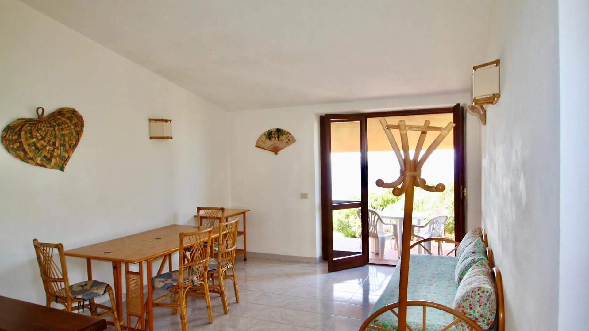 Residence In Costa Paradiso, Apartments With Private Outdoor Area