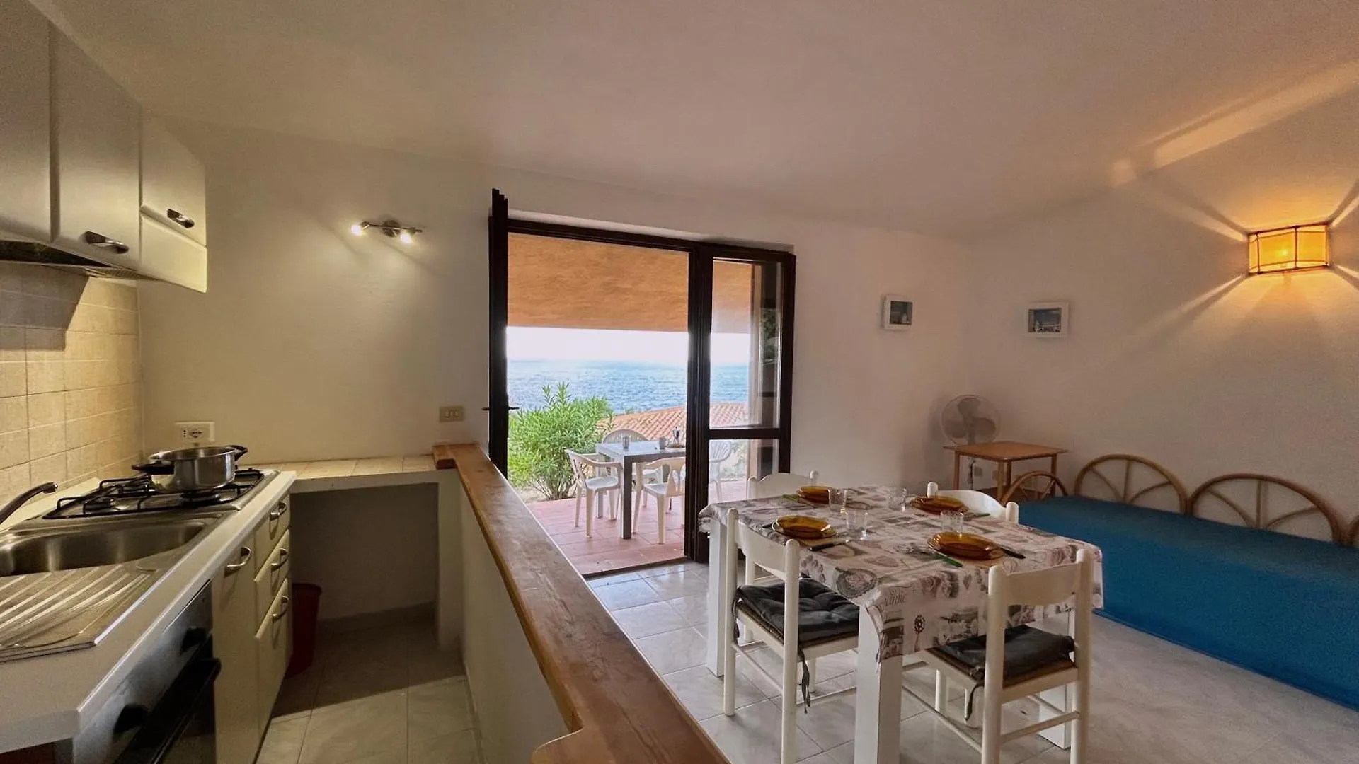 Residence In Costa Paradiso, Apartments With Private Outdoor Area מלון דירות